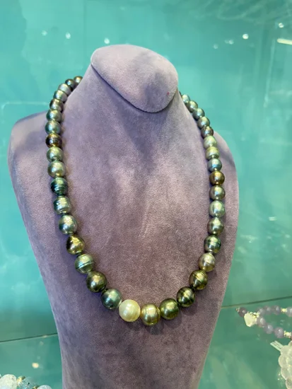 Perlenkette «Mana»